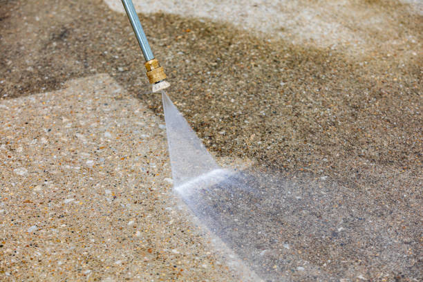 Best Gutter Cleaning  in Glendale, CA